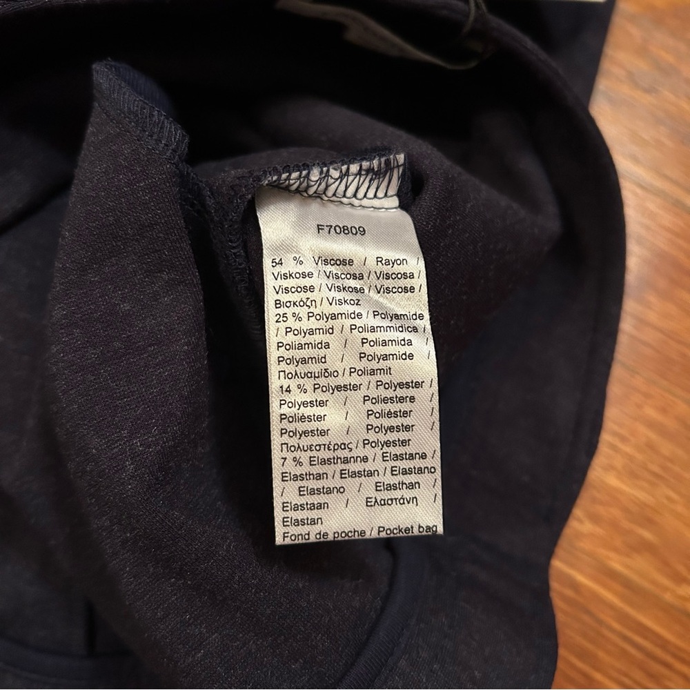 Lacoste pants - Picture 7 of 7